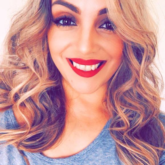 Meet your Posher, Rosa - Picture 1 of 1